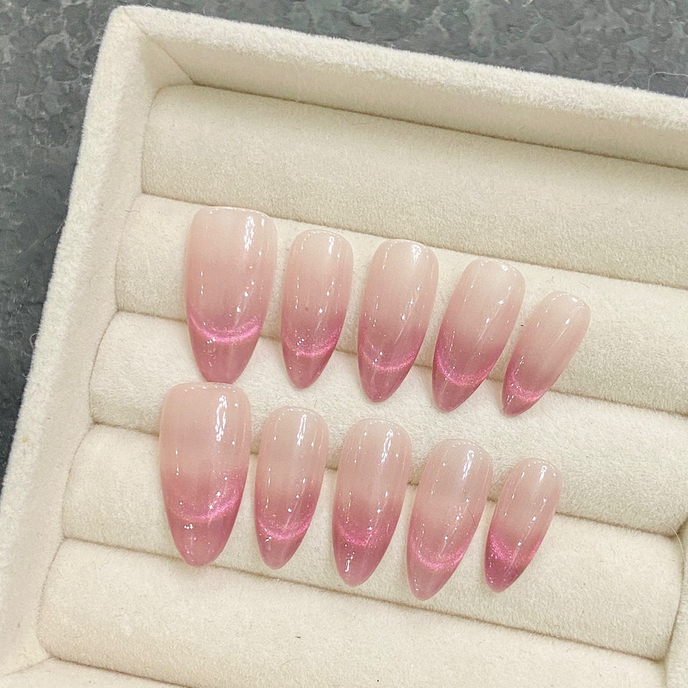 Nail Art Simple - Almond buatan tangan Tekan pada kuku