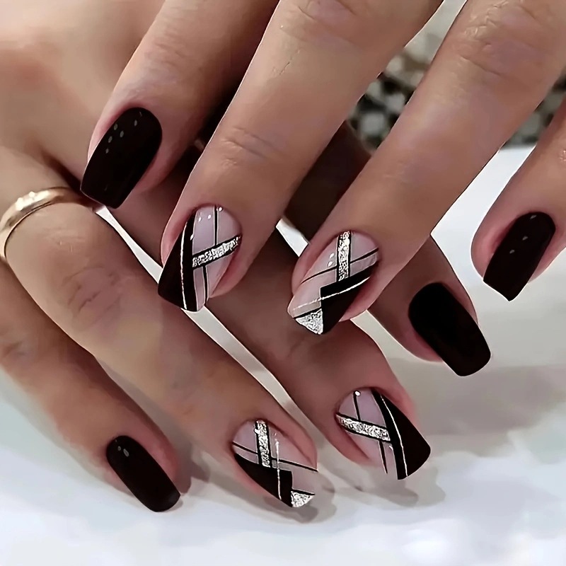 Nail Art Simple - 24 Buah Kuku Tekan Pendek Hitam