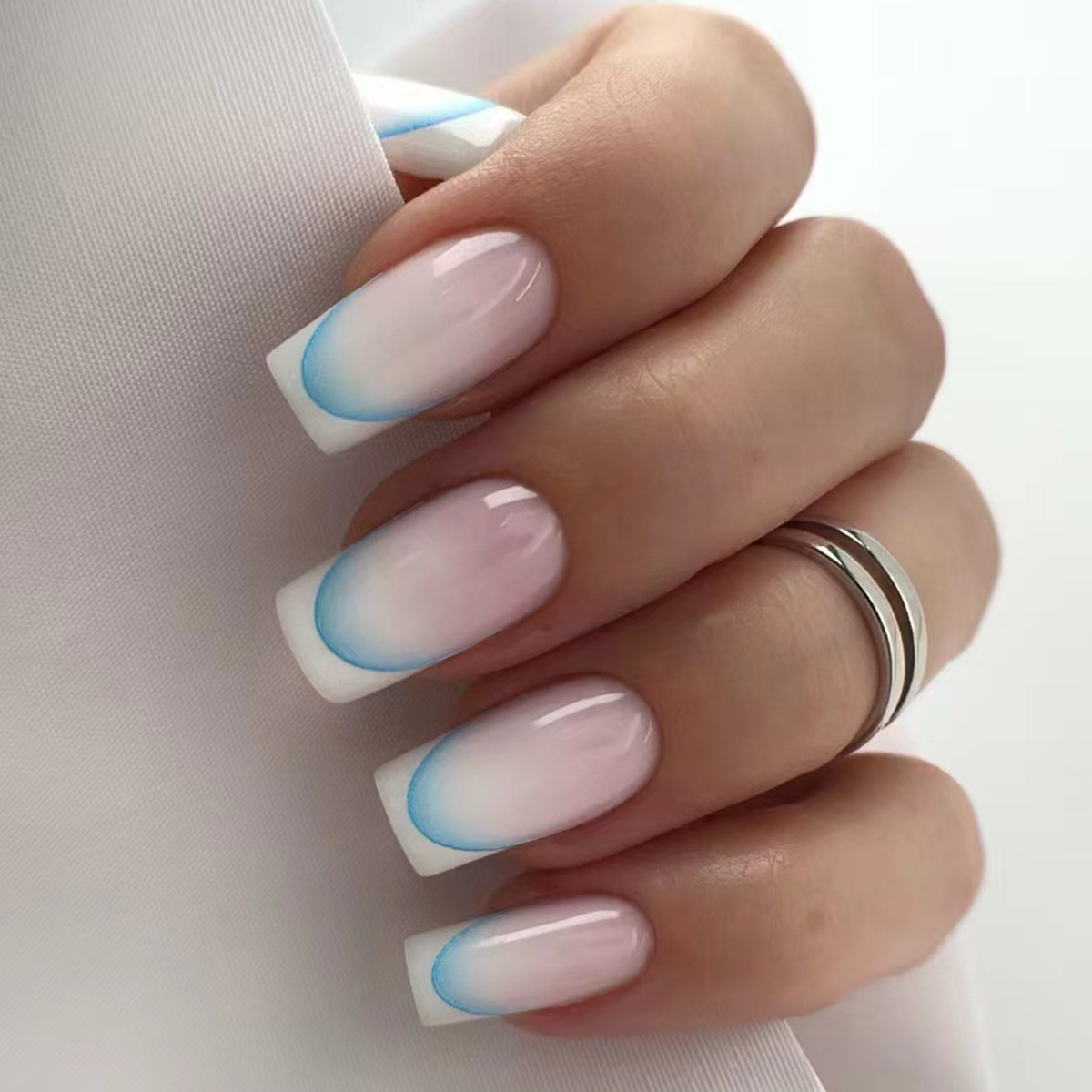 24 pcs Kuku Palsu Siap Pakai M - Nail Art Simple ulasan dan harga